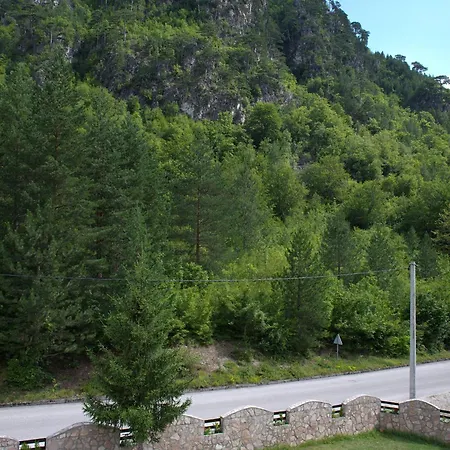 Alojamento de Acomodação e Pequeno-almoço Sunce Village Konjic