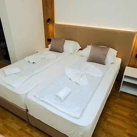 Bed and Breakfast Sunce Village