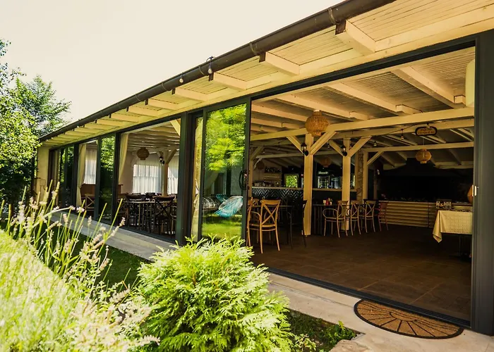 Sunce Village Bed & Breakfast Konjic